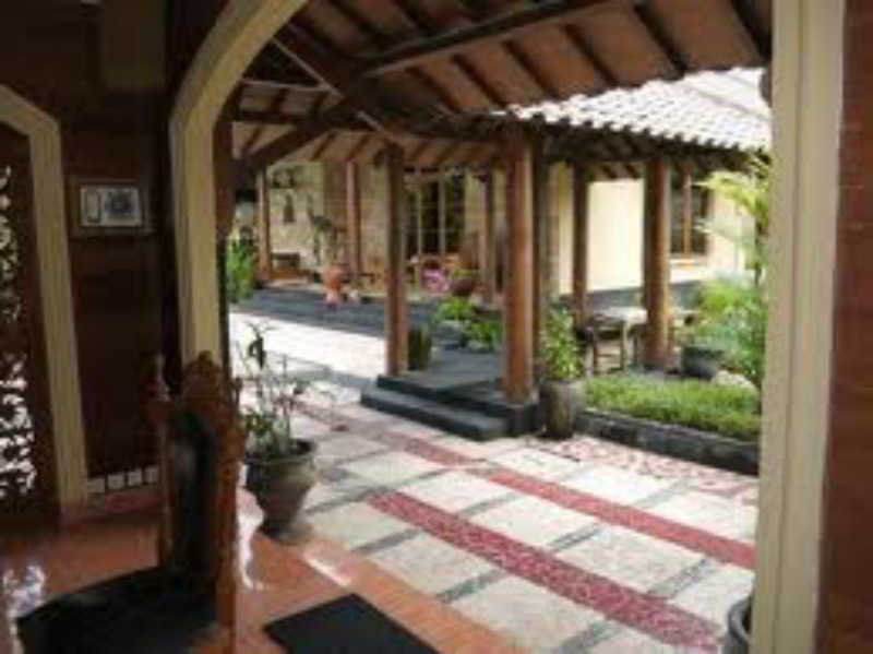 Ndalem Bantul Hotel Gandok Exterior foto