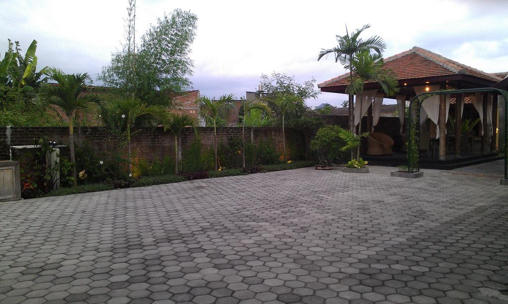 Ndalem Bantul Hotel Gandok Exterior foto