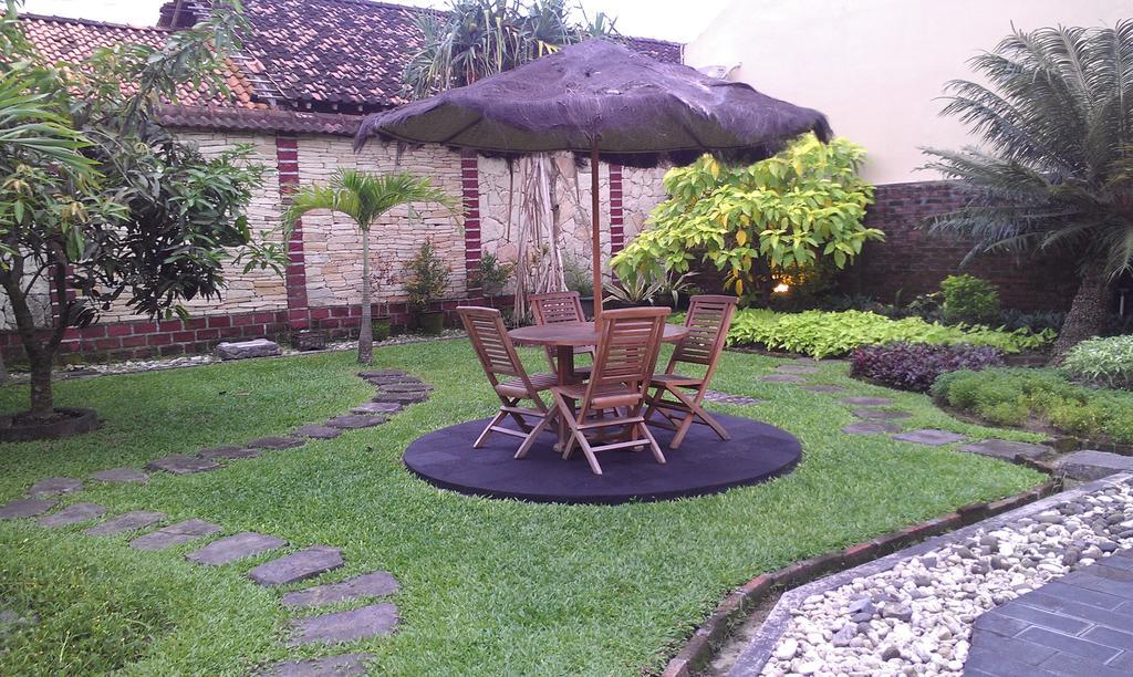 Ndalem Bantul Hotel Gandok Exterior foto